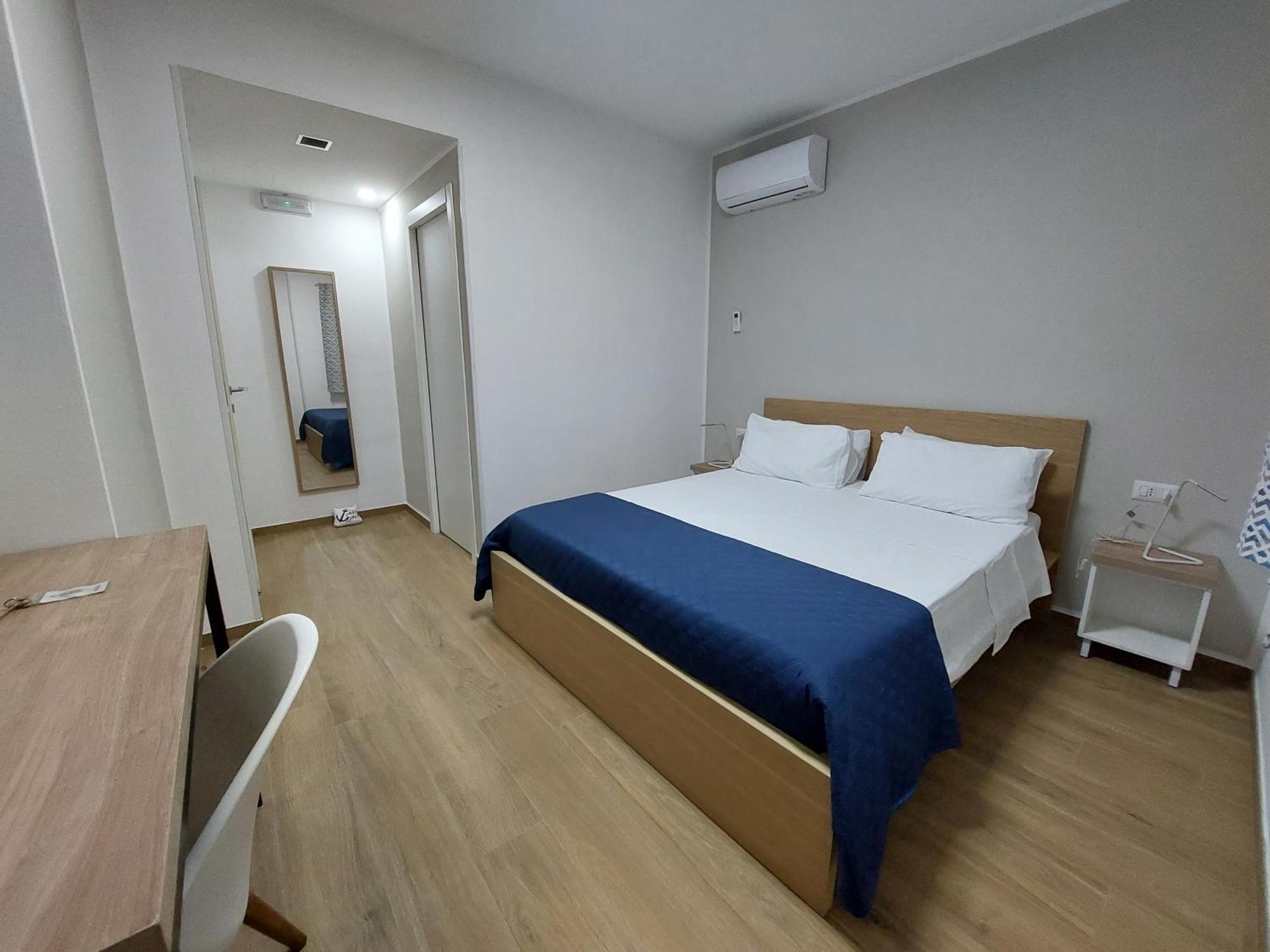 Double Room Private Bathroom
